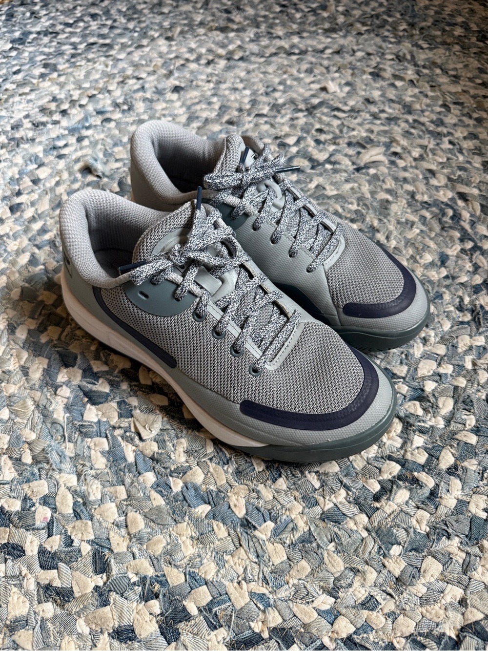 Fila Women's Grey and Navy tennis shoes hard court Athletic Sneakers 9.5